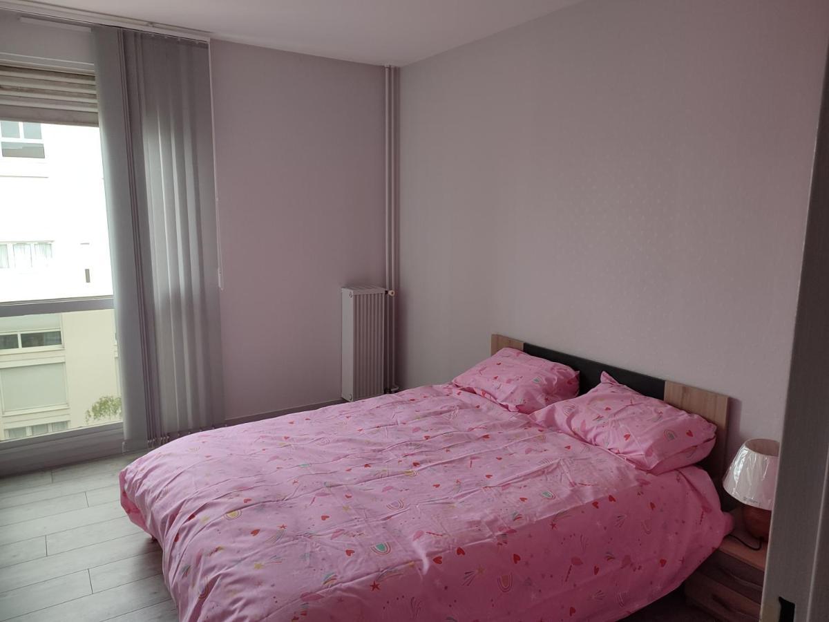 Grand Et Superbe Appartement Proche Paris Creil Exterior foto
