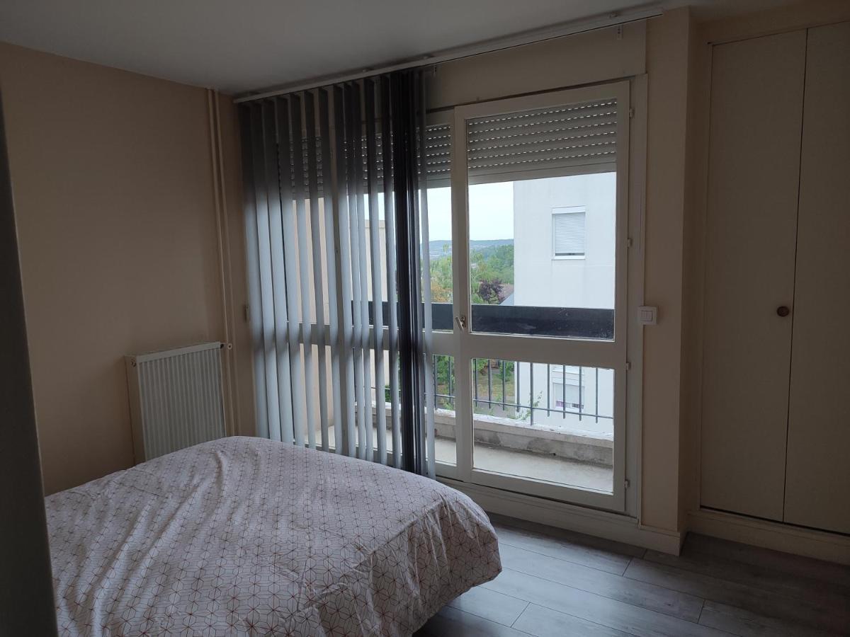 Grand Et Superbe Appartement Proche Paris Creil Exterior foto